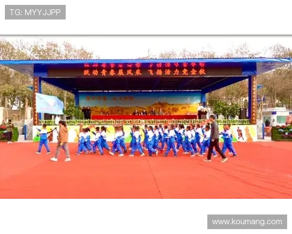 以青春拼搏为笔墨描绘激情赛场展现奋斗精神的精彩赛事盛典 以青春拼搏为笔墨描绘激情赛场展现奋斗精神的精彩赛事盛典