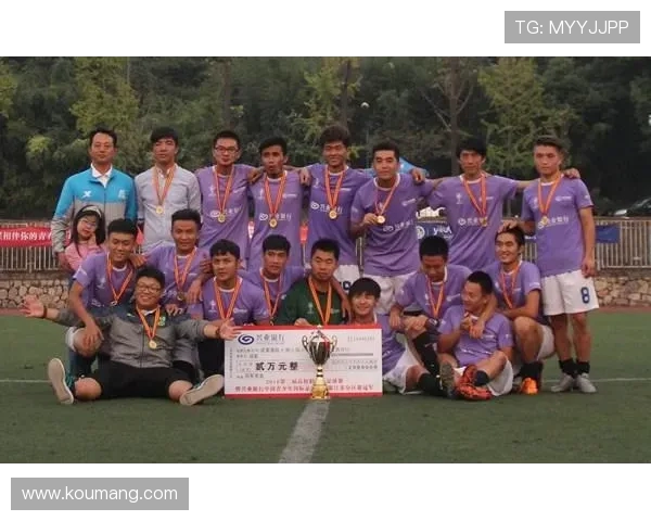 南京羽毛球队在全国配合排行榜中荣登第九名展现强劲实力与团队默契 南京羽毛球队在全国配合排行榜中荣登第九名展现强劲实力与团队默契